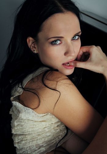 Марика проститутка интим салон СПб у метро Маяковская бляди салон