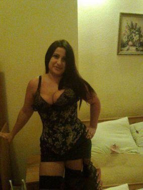 Проститутка СПб Зоя +7(981)136-33-84